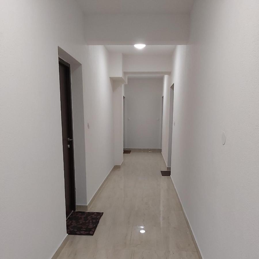 Apartman Miss T Podgorica Luaran gambar